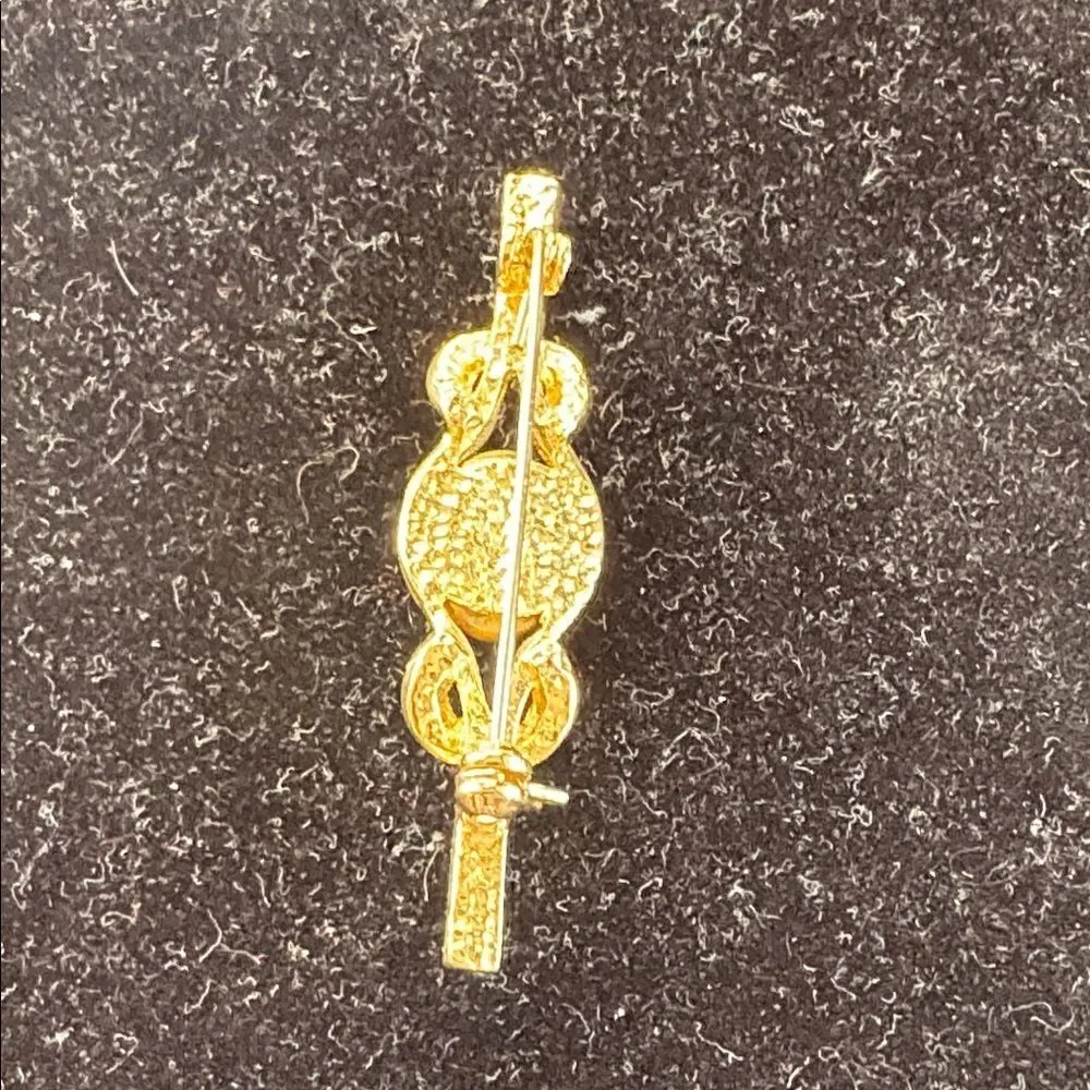 Vintage Brooch with Brown Stone